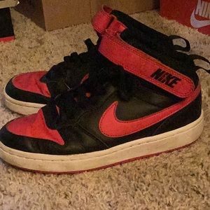 Used Nike red and black dunk highs size youth 4.5